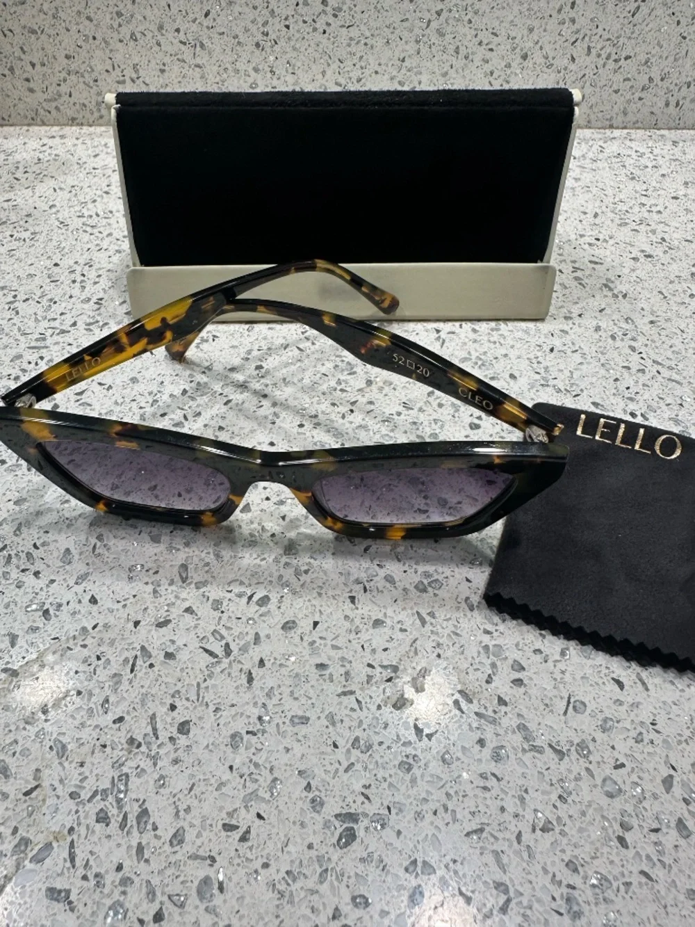 Lello the Label 